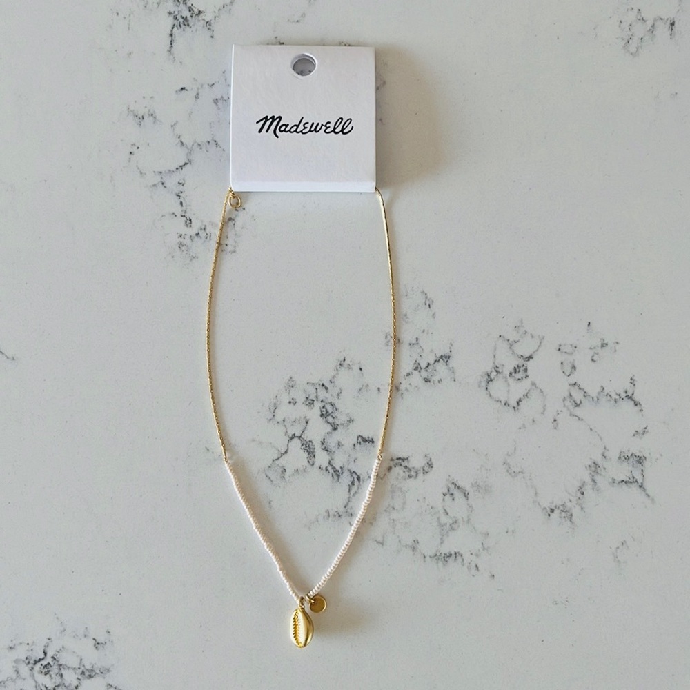 Madewell Shell Seed Bead woman’s Necklace - Picture 3 of 11